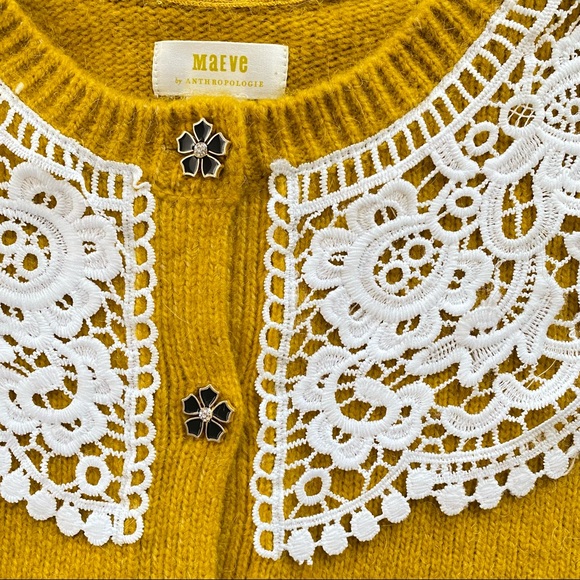 New Maeve by Anthropologie collar cardigan sweater with flower buttons - Picture 7 of 11